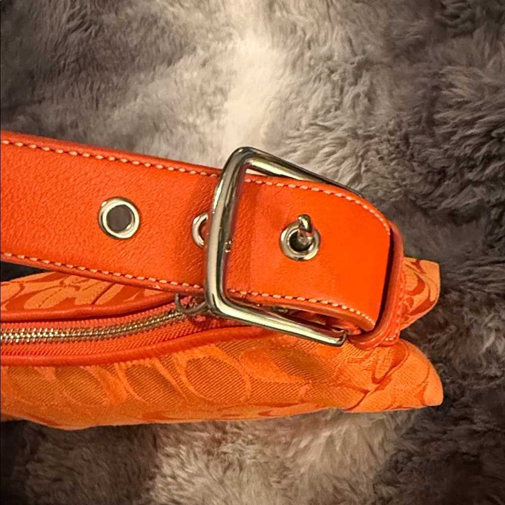 COACH Rare Vintage Y2K Orange Shoulder Bag - Picture 8 of 12